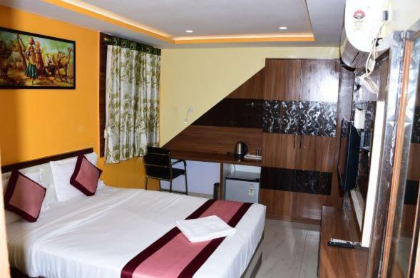 Ar Grand Hotel Rajgir Exterior photo